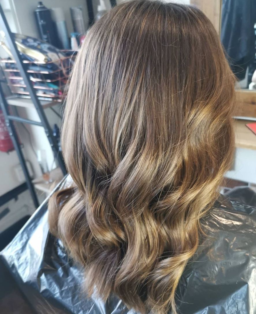 Hairdressing Younger Beauty